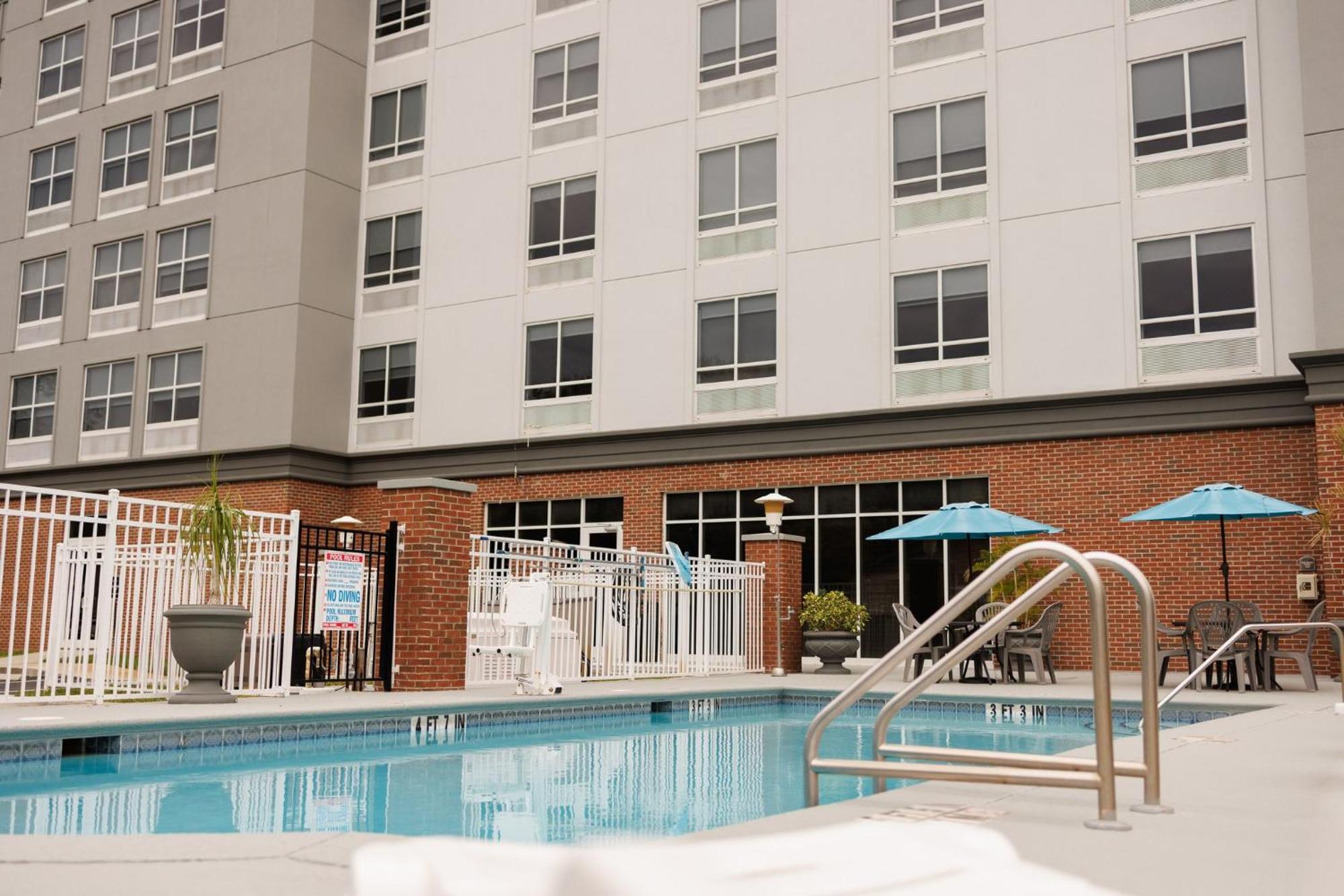 Holiday Inn Winter Haven By Ihg Bagian luar foto
